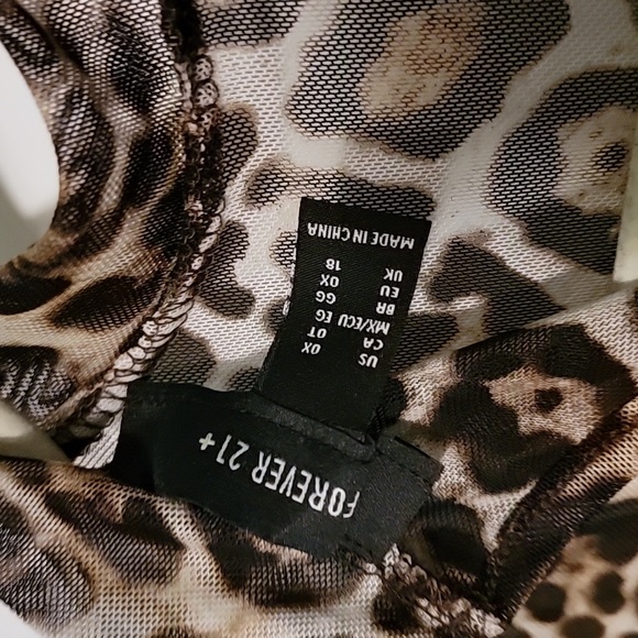 Xl body suit cheetah print - Picture 3 of 3